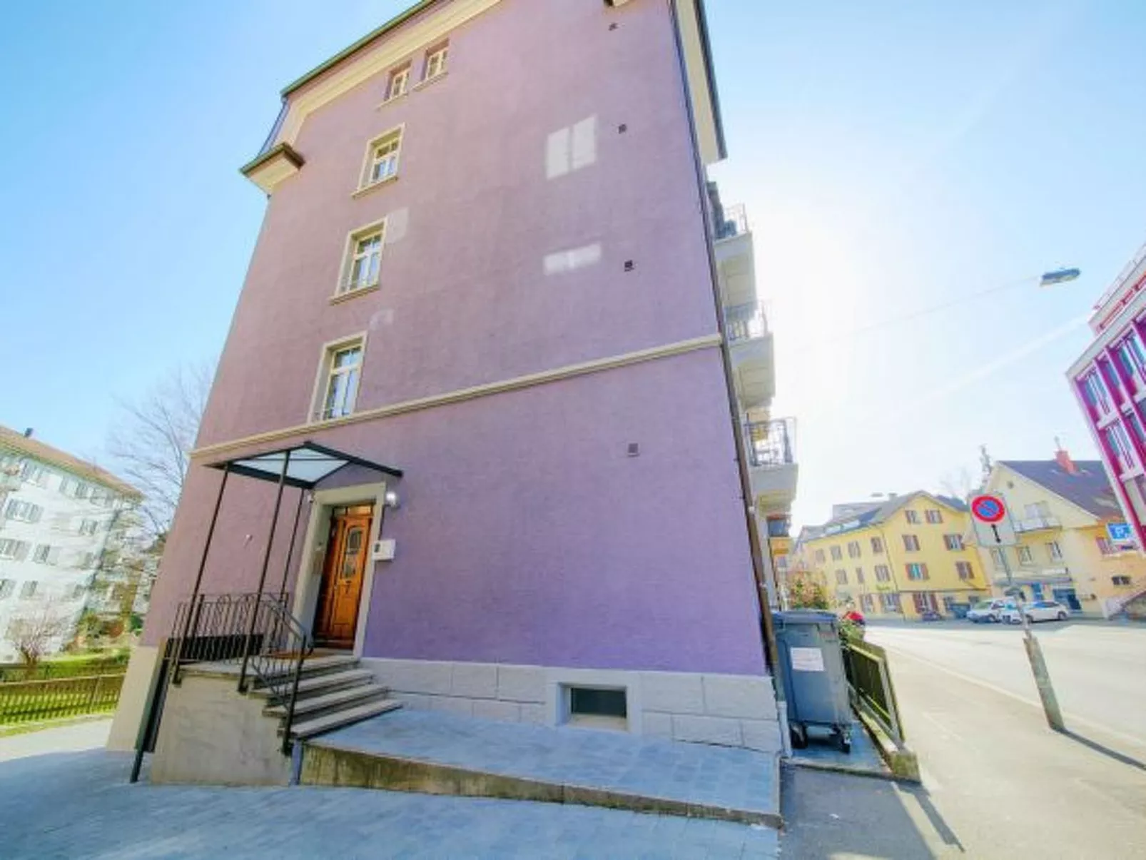 ZH Strawberry - Oerlikon HITrental Apartment - Buiten