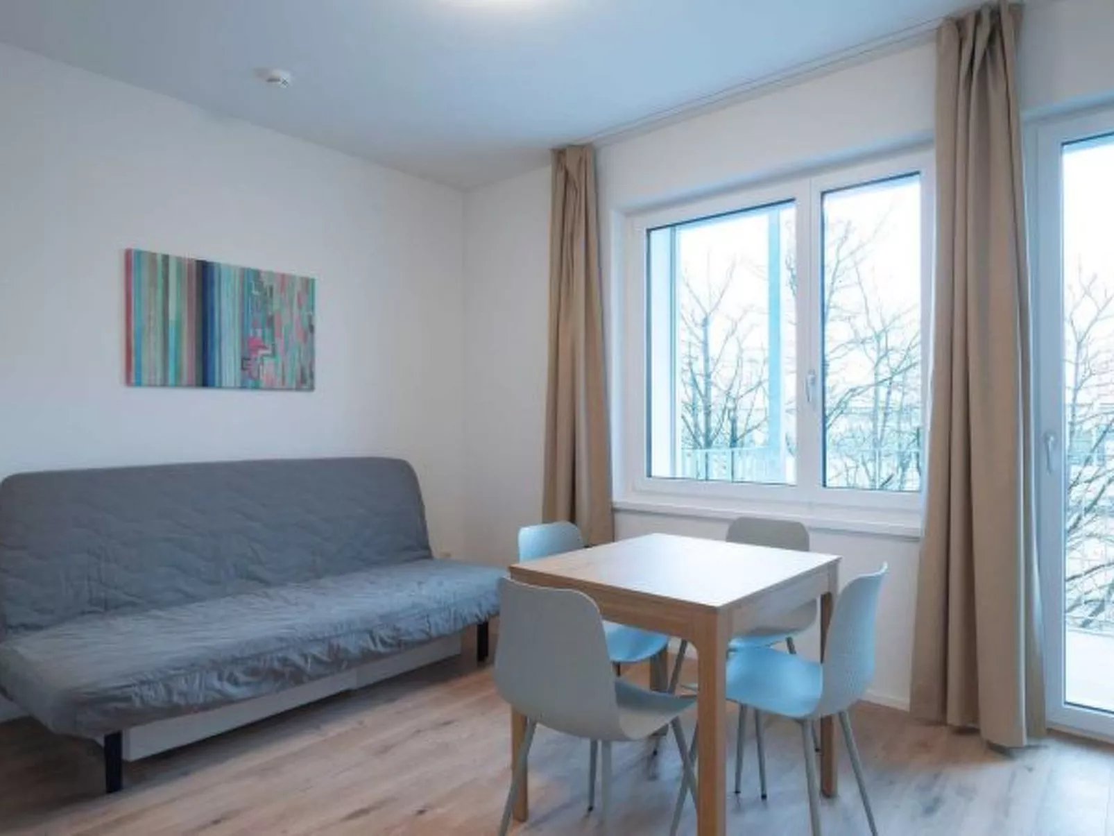 ZH Green 4 - Letzigrund HITrental Apartment - Binnen