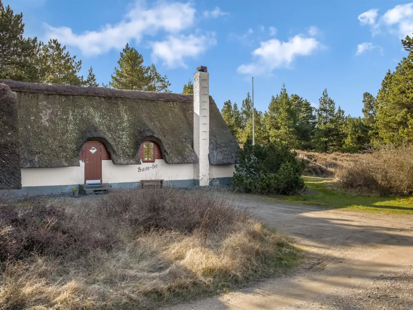 "Evelyn" - 2.8km from the sea - Buiten