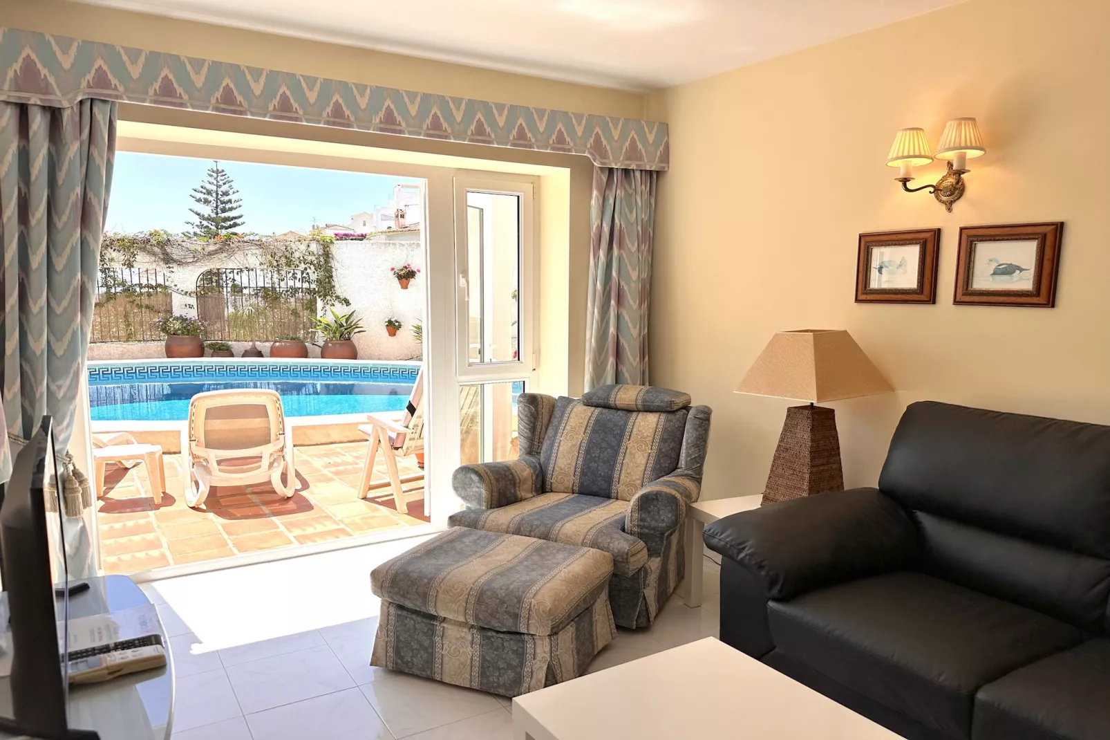 Chimenea 15 Private Pool and Parking by Casasol - Woonkamer