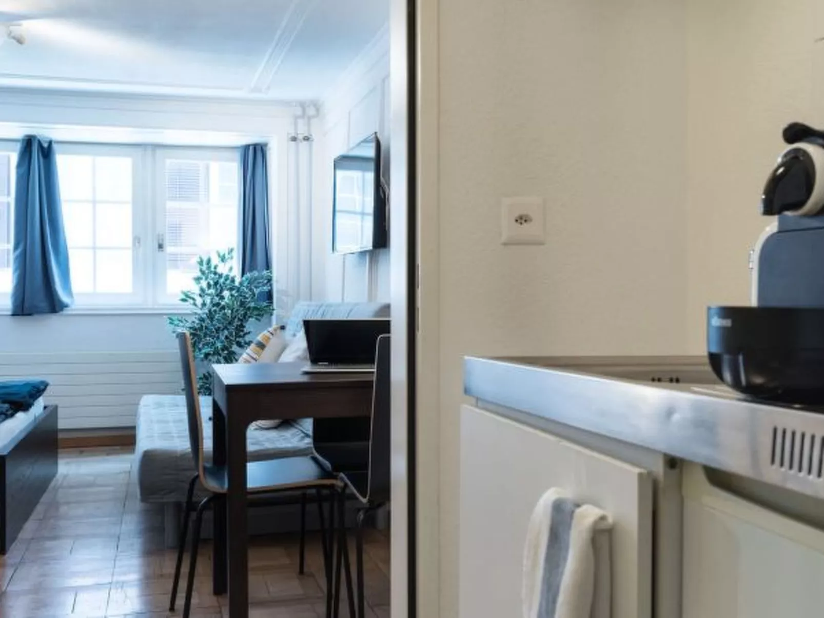 ZH Doerfli 1 - HITrental Apartment - Binnen