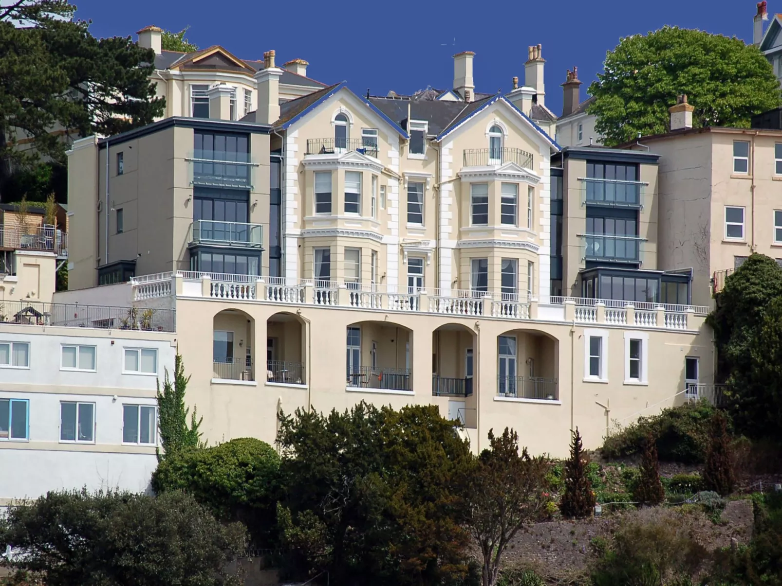 Hochwertig eingerichtete, moderne Apartments in einer Viktorianischen Villa mit - Image-tags.info