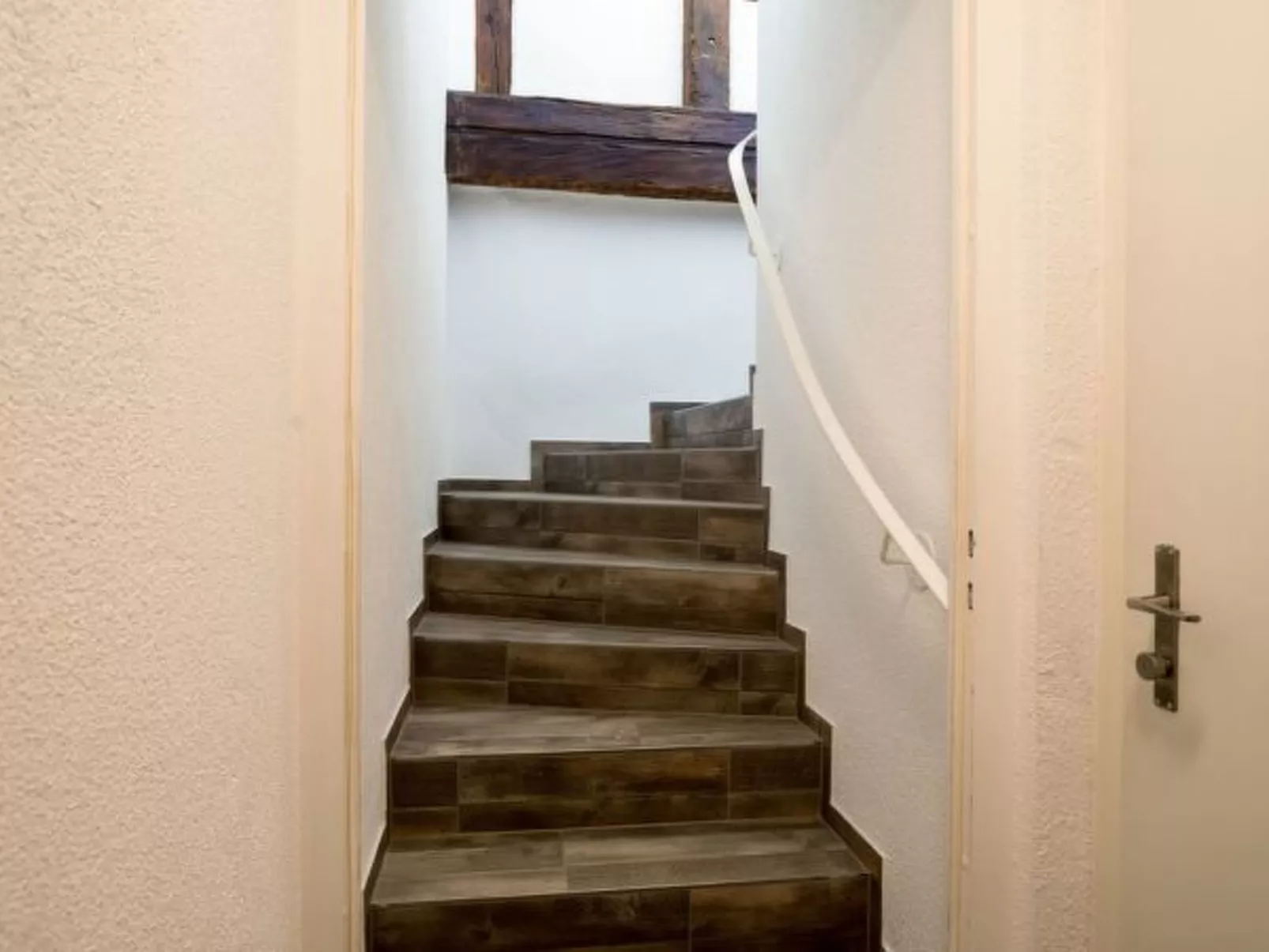 LU Sun IV - Chapel Bridge HITrental Apartment - Binnen