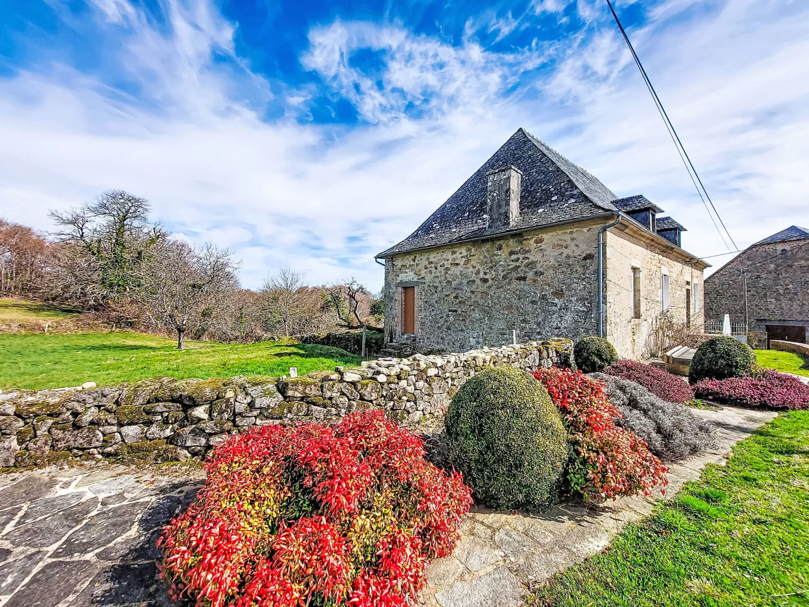 Gîte Saint Sauveur - Buiten