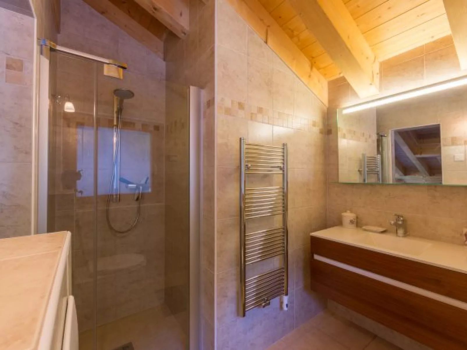 Chalet Asphodel - Binnen