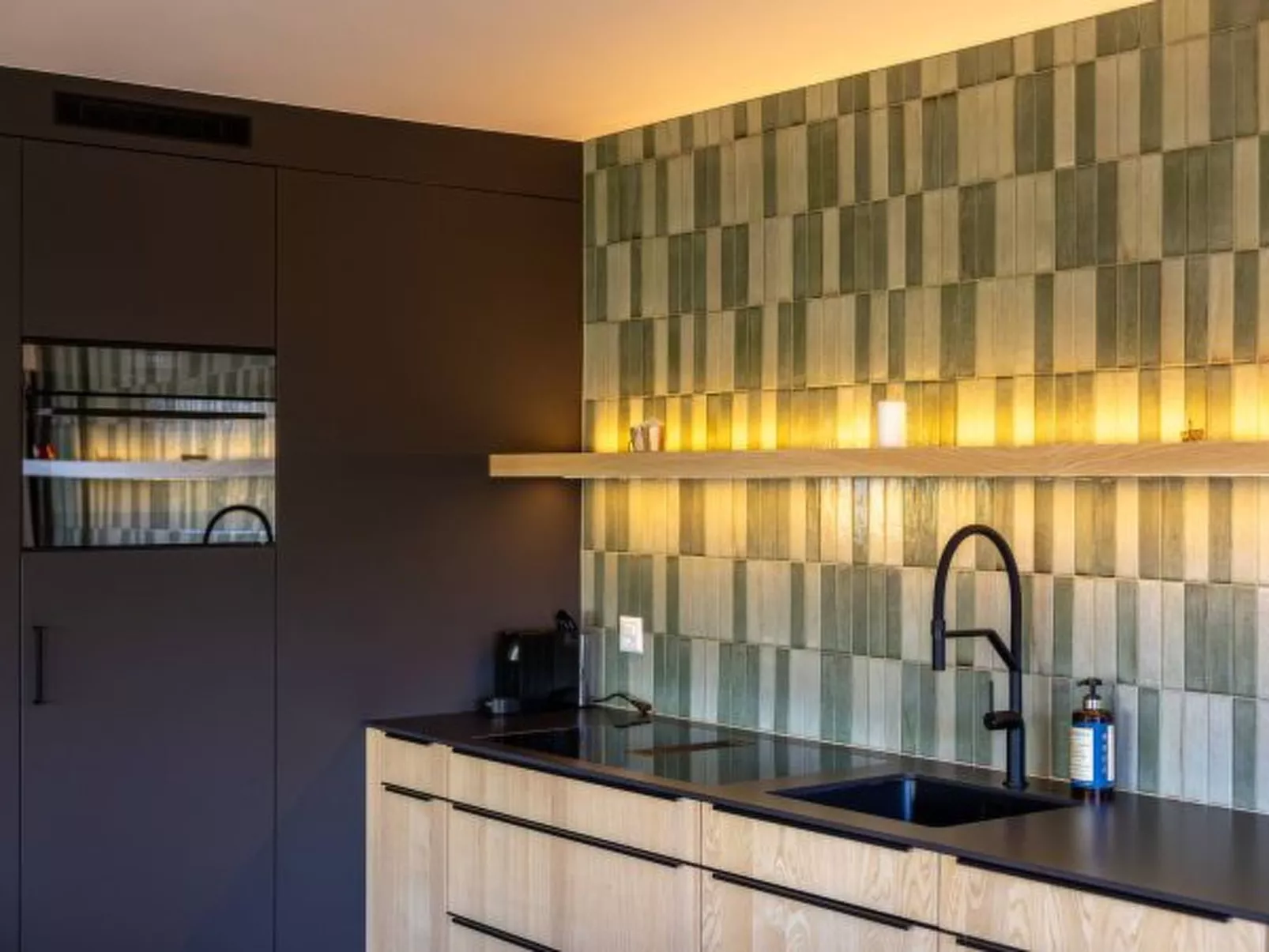 Nid d'Aigle J0 - Cosy, proche centre, 2 chambres - Binnen