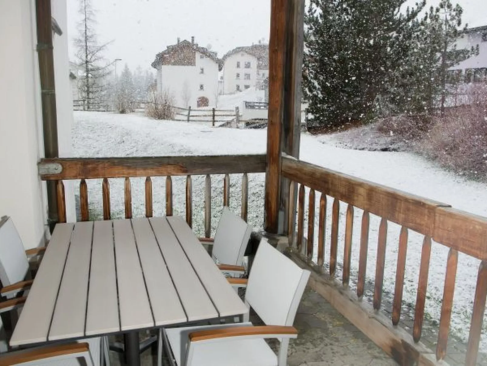 Schweizerhof 604 Lenzerheide - Buiten