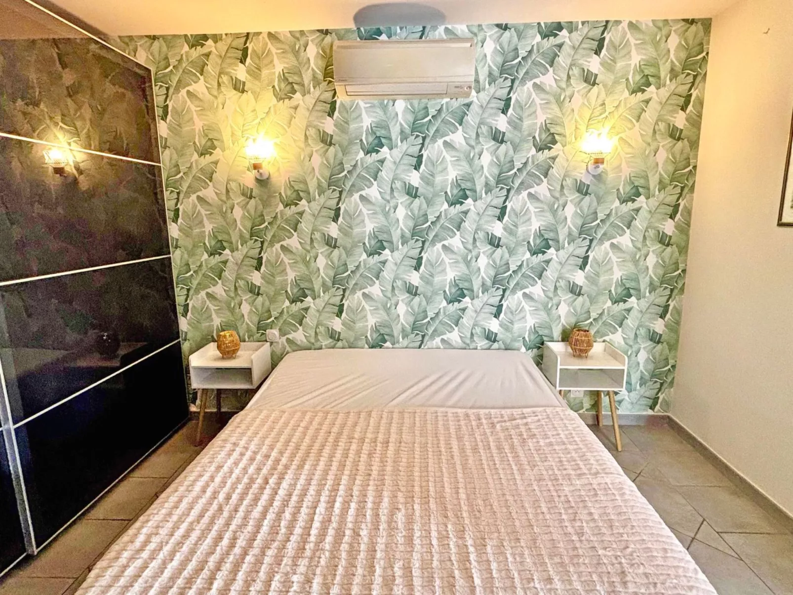 Haus 5 pers - Swimmingpool- Klimaanlage- WiFi - Binnen