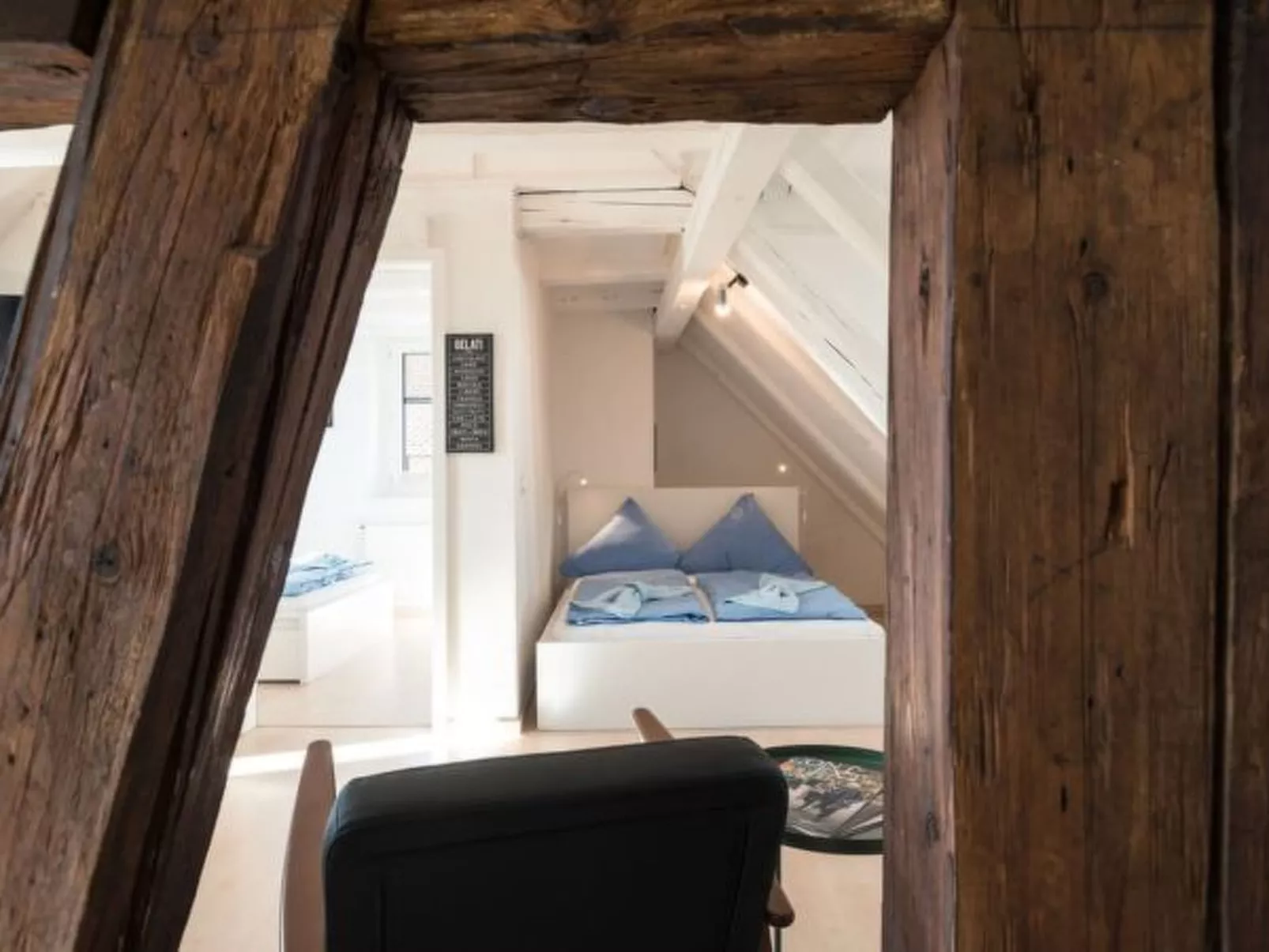 LU Sun IV - Chapel Bridge HITrental Apartment - Binnen