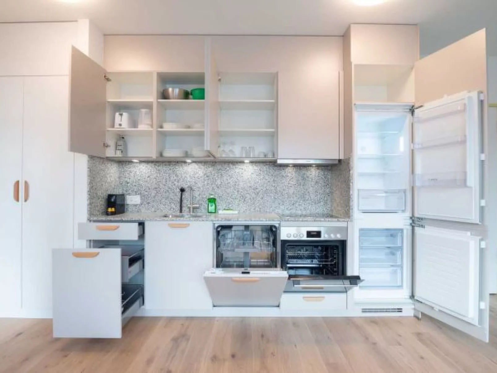 ZH Yellow 3 - Letzigrund HITrental Apartment - Binnen