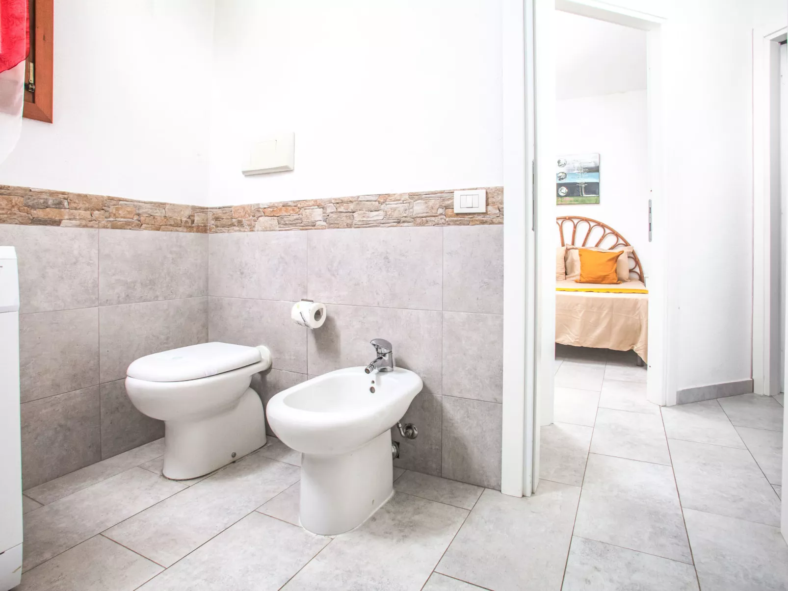 Luminoso trilocale eolo - Binnen