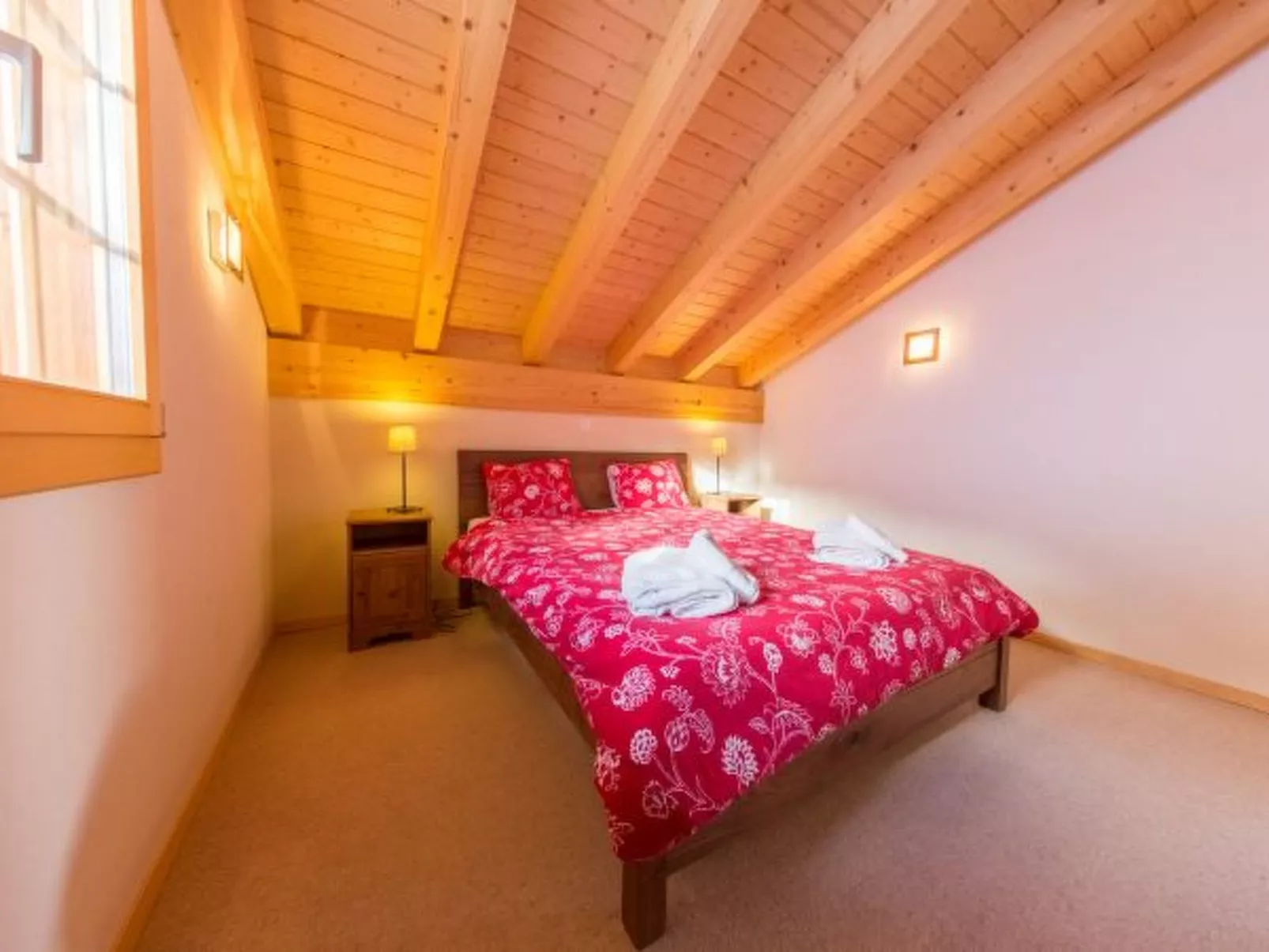 Chalet Nid Blanc wood burning hottub - Binnen