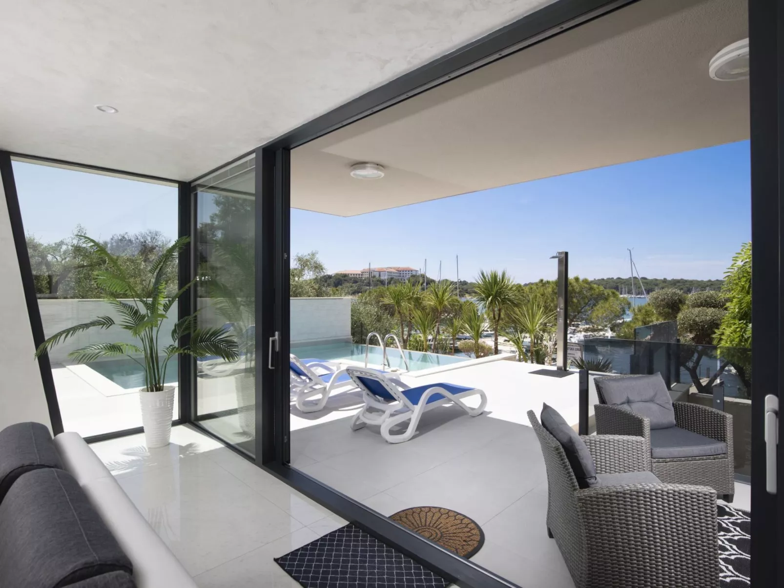 Luxury apartment Kevin - Image-tags.info