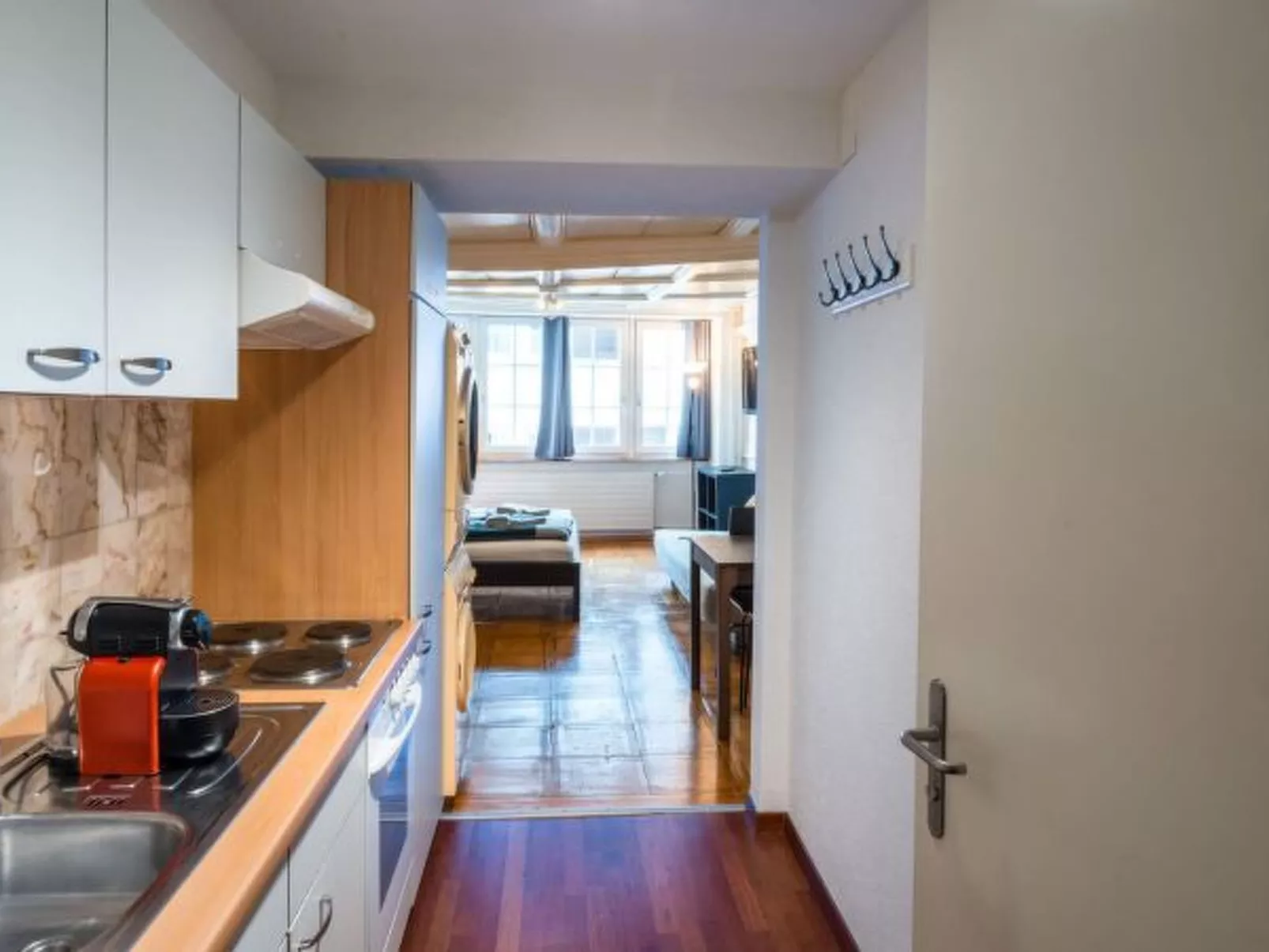 ZH Doerfli 3 - HITrental Apartment - Binnen