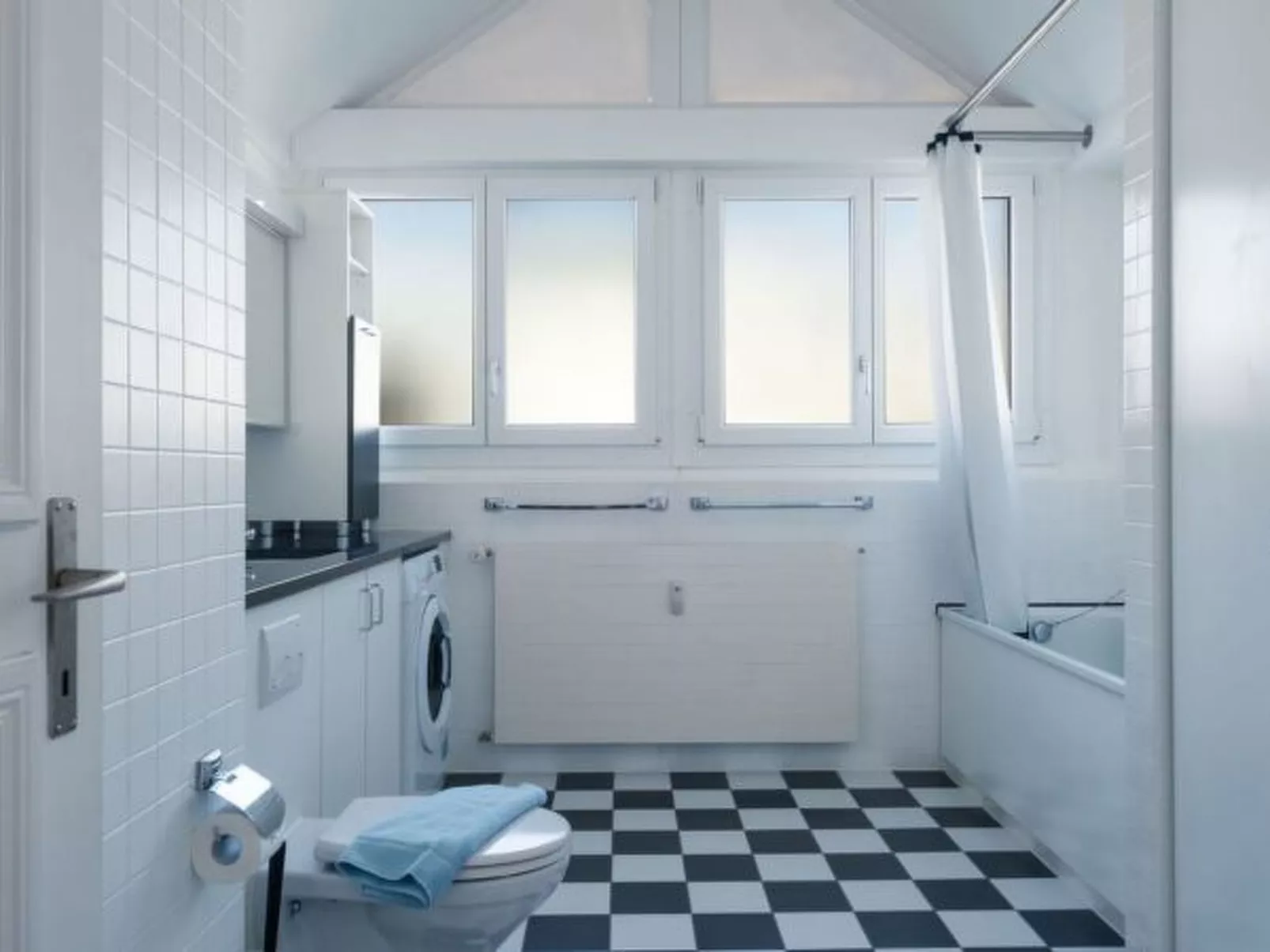 LU Sun IV - Chapel Bridge HITrental Apartment - Binnen