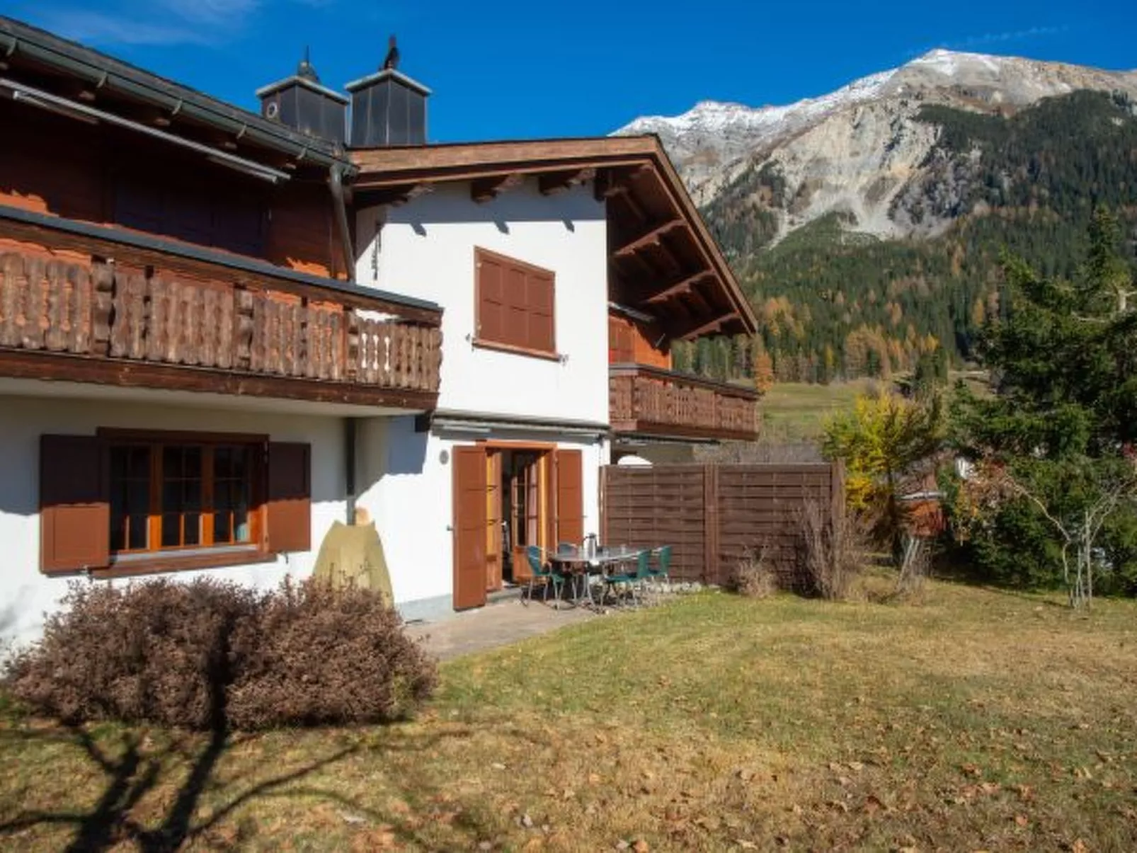 Arnika Family Accommodation in Lantsch-Lenz – For 5 People - Buiten