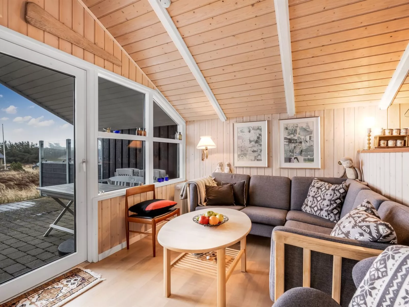 "Fritza" - 400m from the sea - Binnen