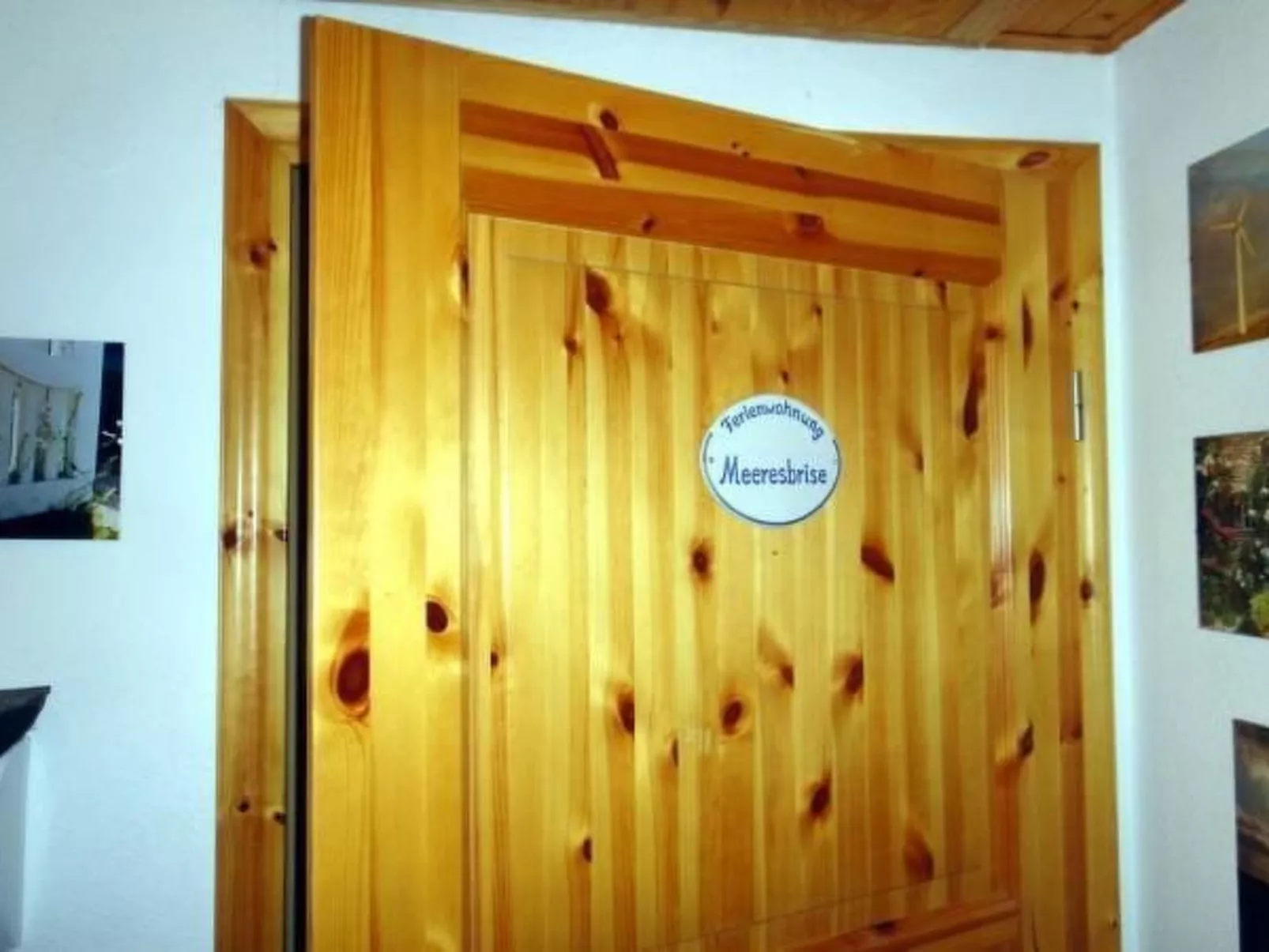 Wohnung in einem reetgedeckten Friesenhaus aus dem Jahr 1860 - Binnen