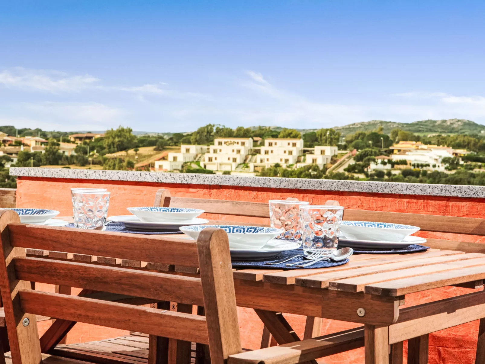 Luminoso trilocale eolo - Buiten