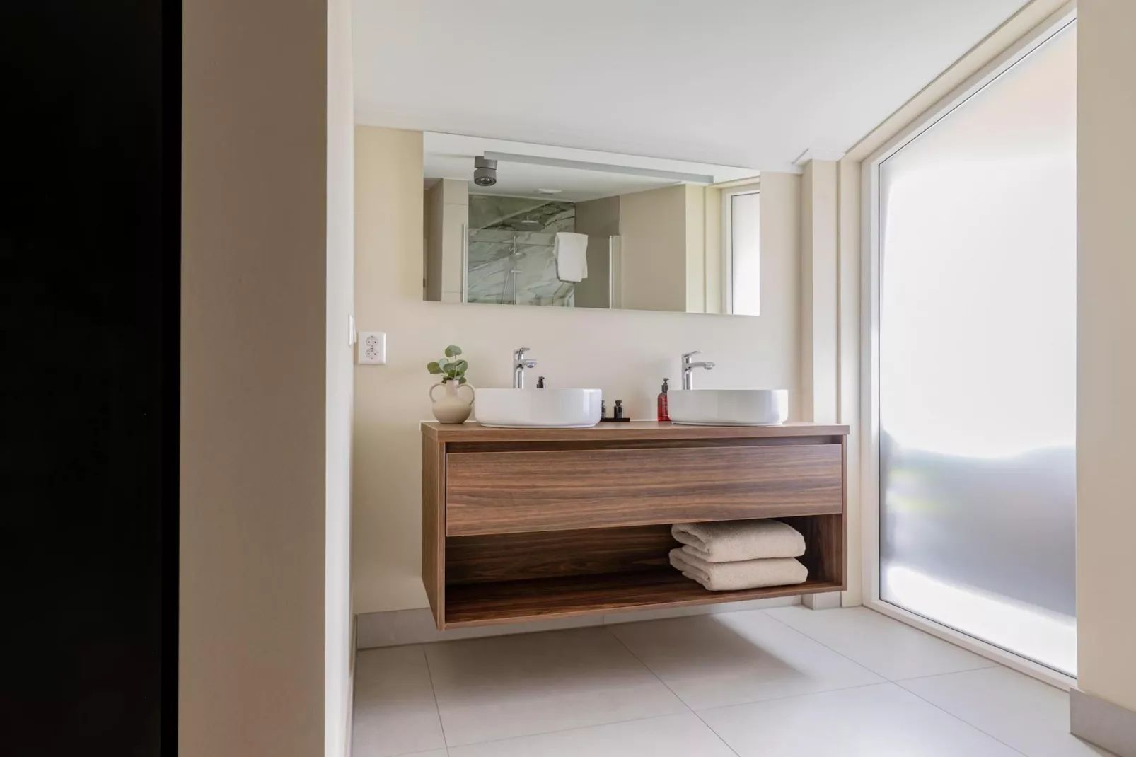 Modern Sint Maarten - 75 - Badkamer