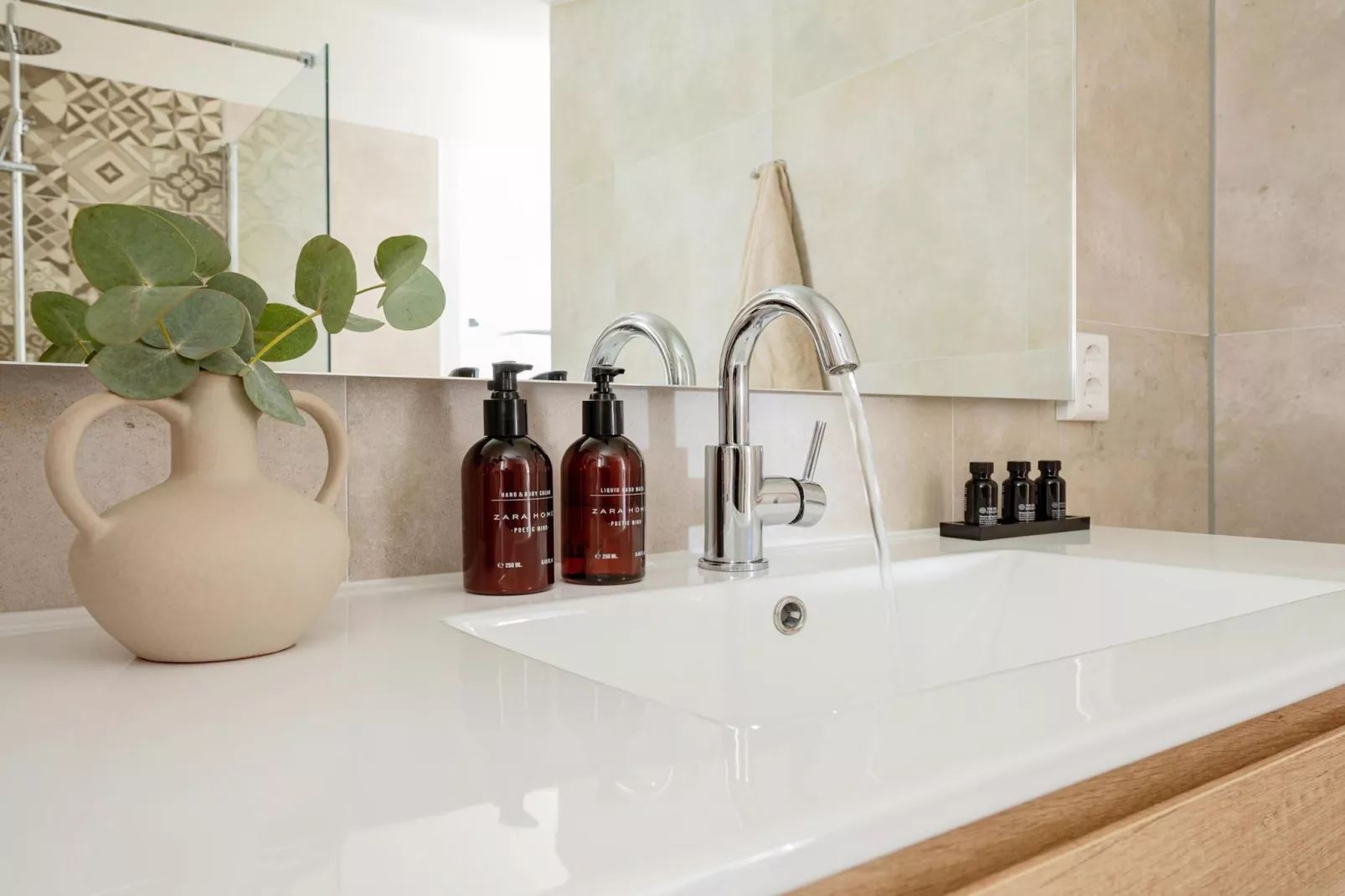 Relaxen aan de kust - 52 - Badkamer