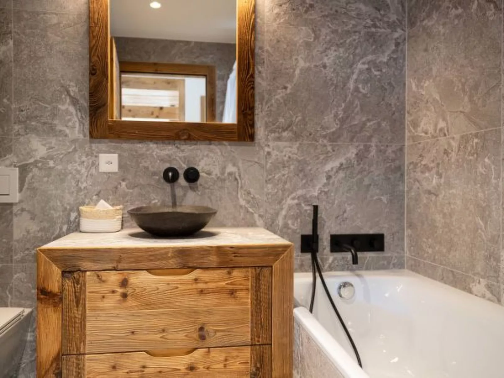 Les Fermes d'Alice - Centre de la station - Binnen