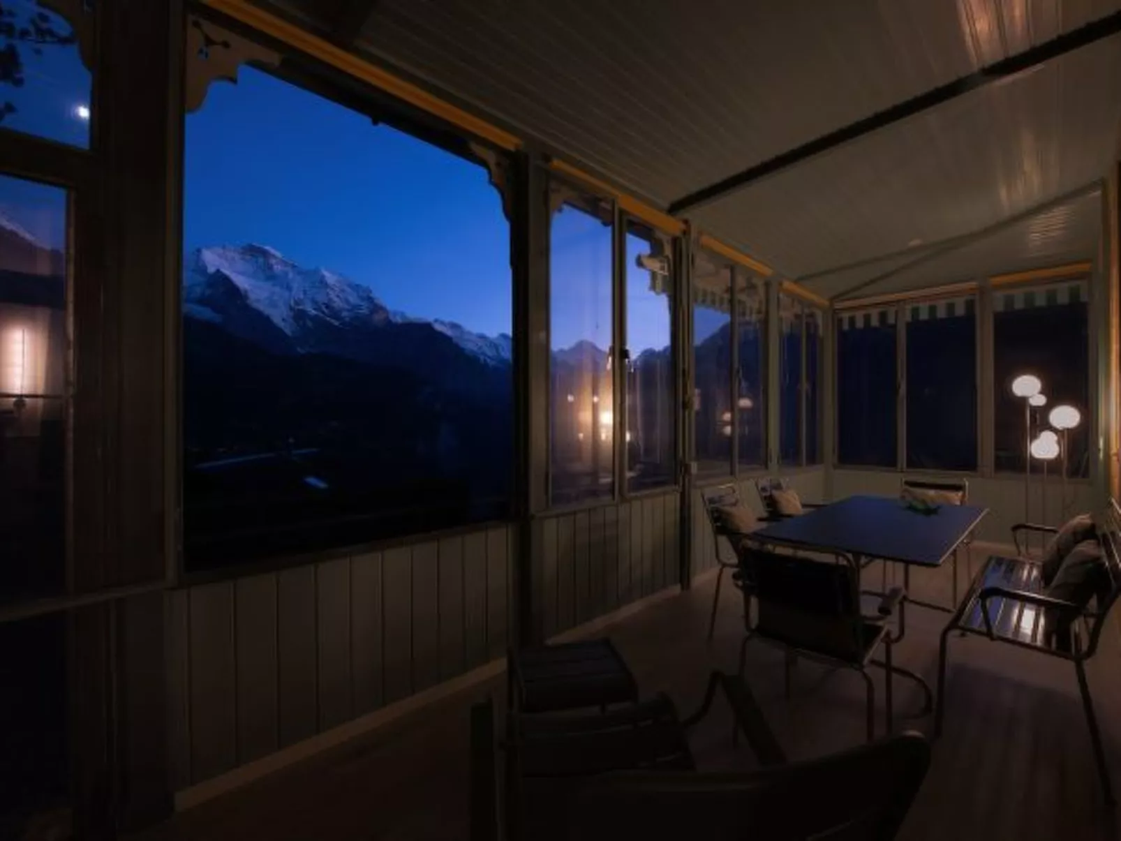 Chalet Hunnenfluh Garden Apartment - Buiten