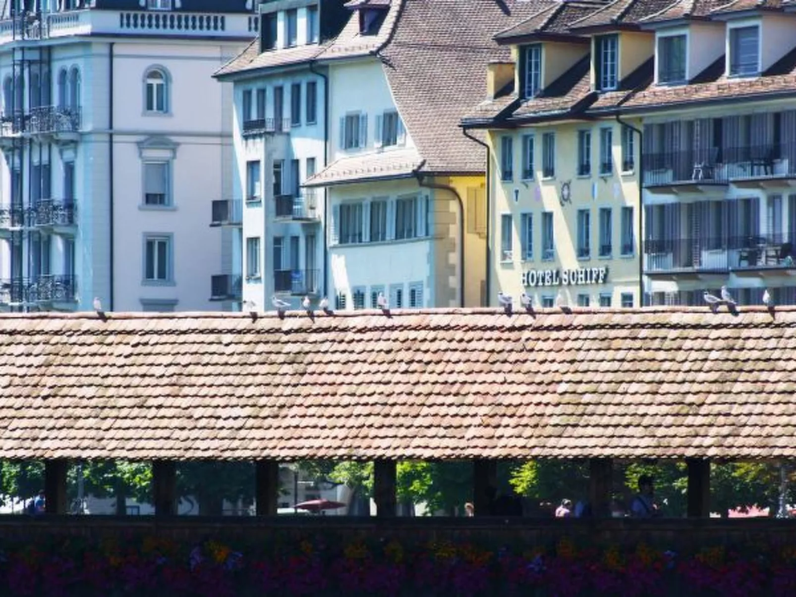 LU Sun IV - Chapel Bridge HITrental Apartment - Buiten