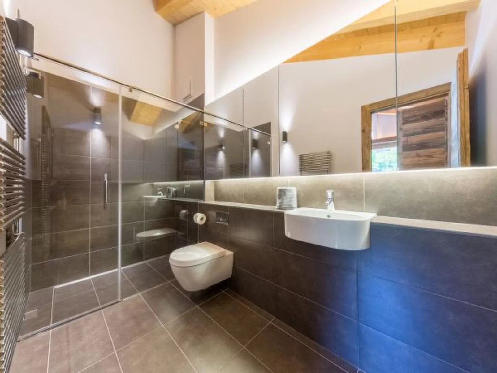 Grimpeur luxury duplex, Spa Access Front Telecabin - Binnen