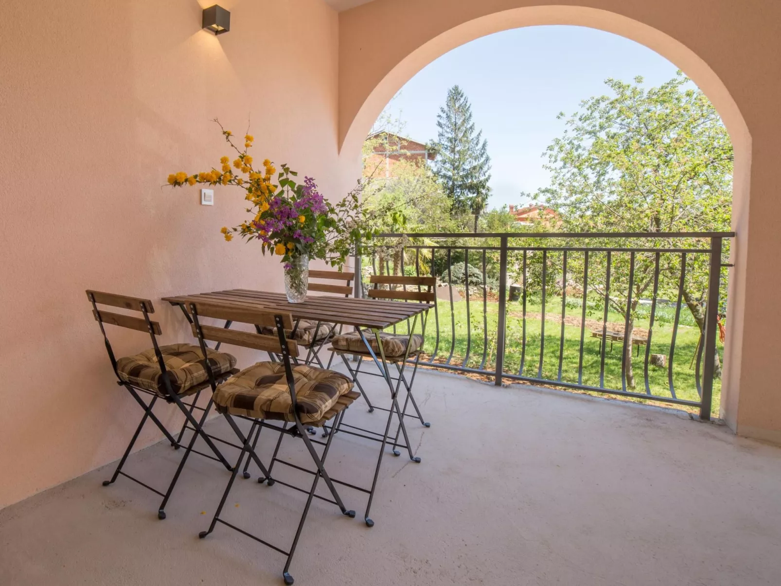 Apartment Raspolic no.1 - Image-tags.info