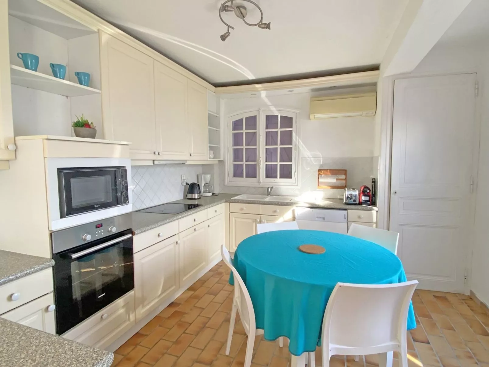 Villa T6 - 8 Personen - Privates Schwimmbad - Meerblick - Klimaanlage - Wifi - - Binnen