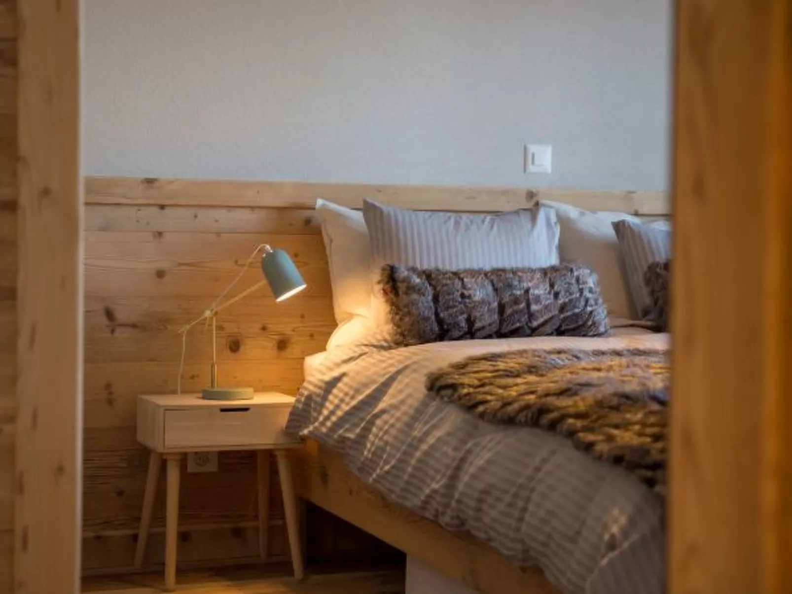 Nendaz 2 bedroom apartment - close ski lift (R27) - Binnen