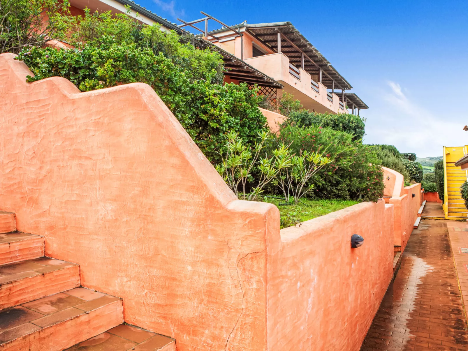 Luminoso trilocale eolo - Buiten