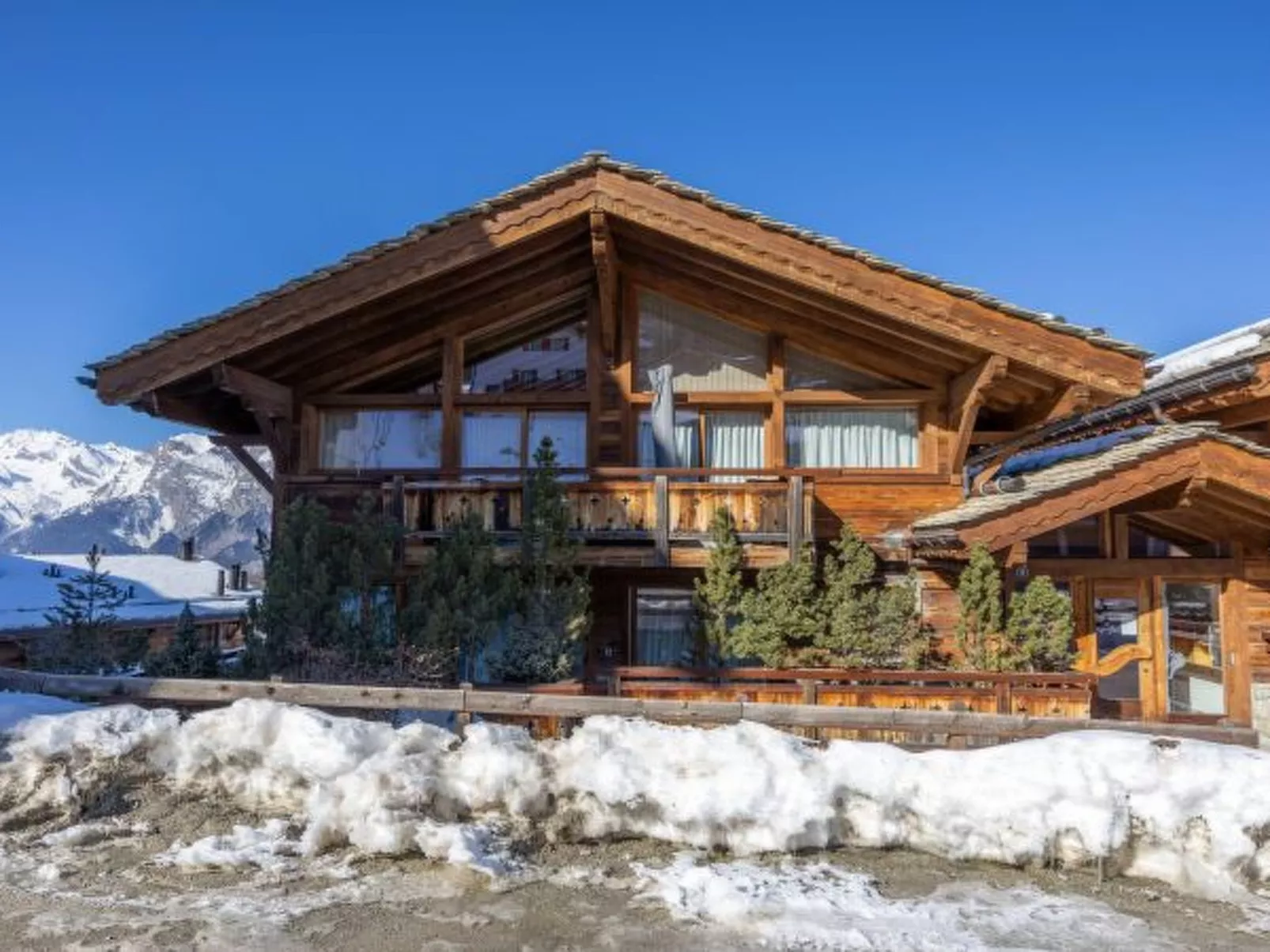 Grimpeur luxury duplex, Spa Access Front Telecabin - Buiten