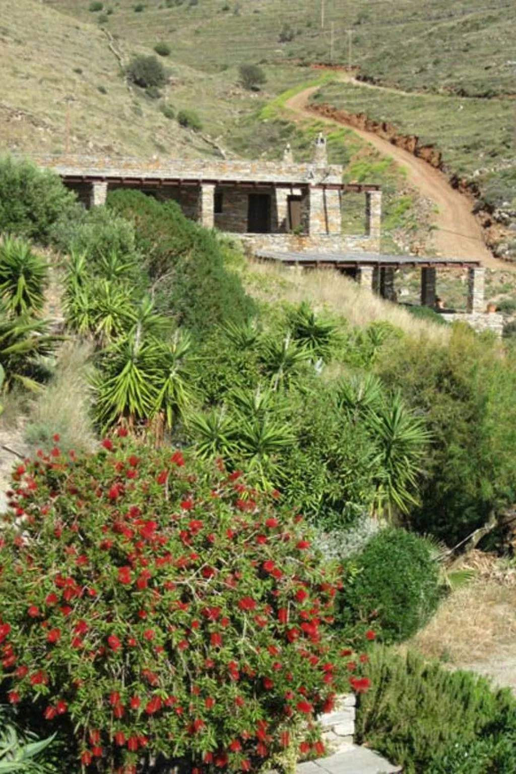 Haus in Kea mit Parkplatz im Freien und Blick auf den Sonnenuntergang - Image-tags.info