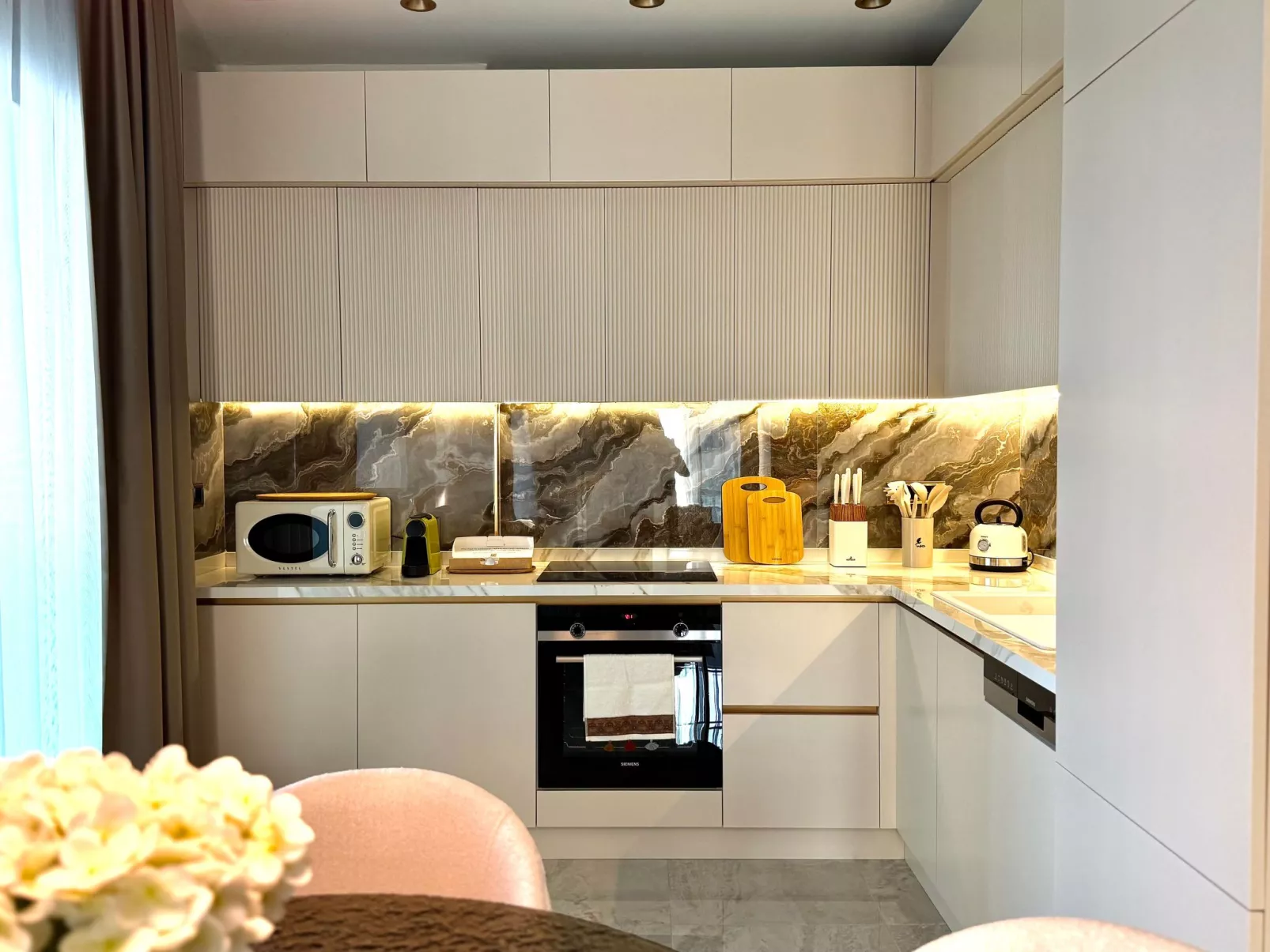 Qoople Eхсellence B-55 neue Wohnung am Meer - Binnen