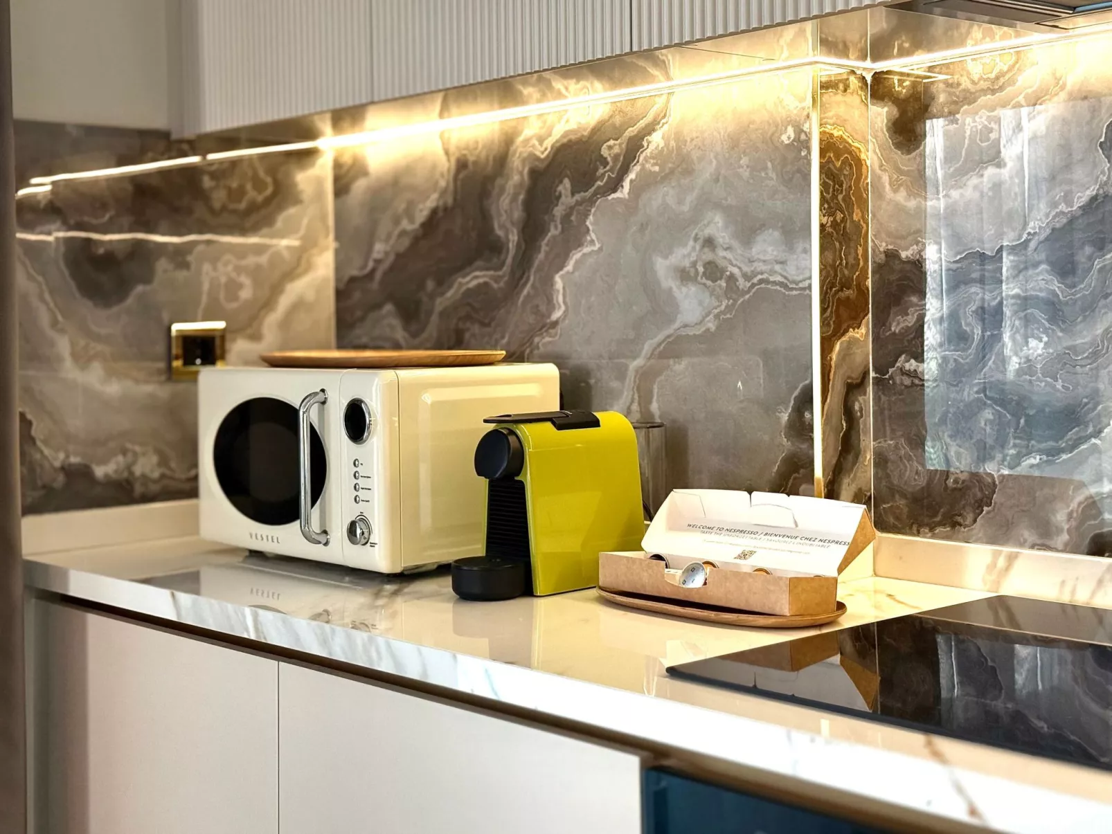 Qoople Eхсellence B-55 neue Wohnung am Meer - Binnen
