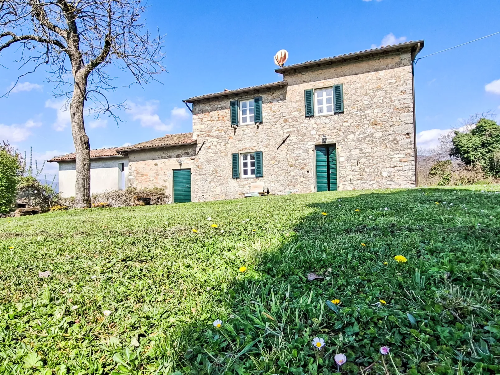 Il Colle di Tiglio - Buiten