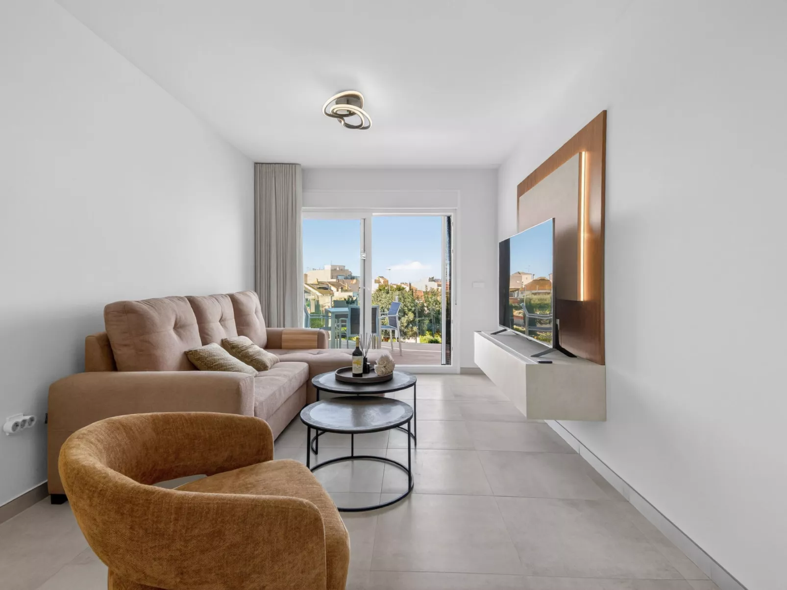 Residencial Marina Garden - Binnen