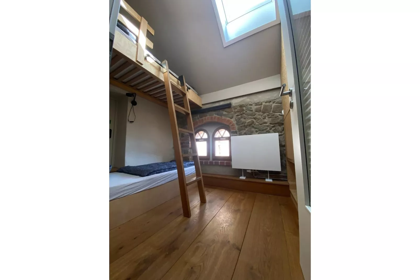 211 1P 40€(6) Schulz - Slaapkamer