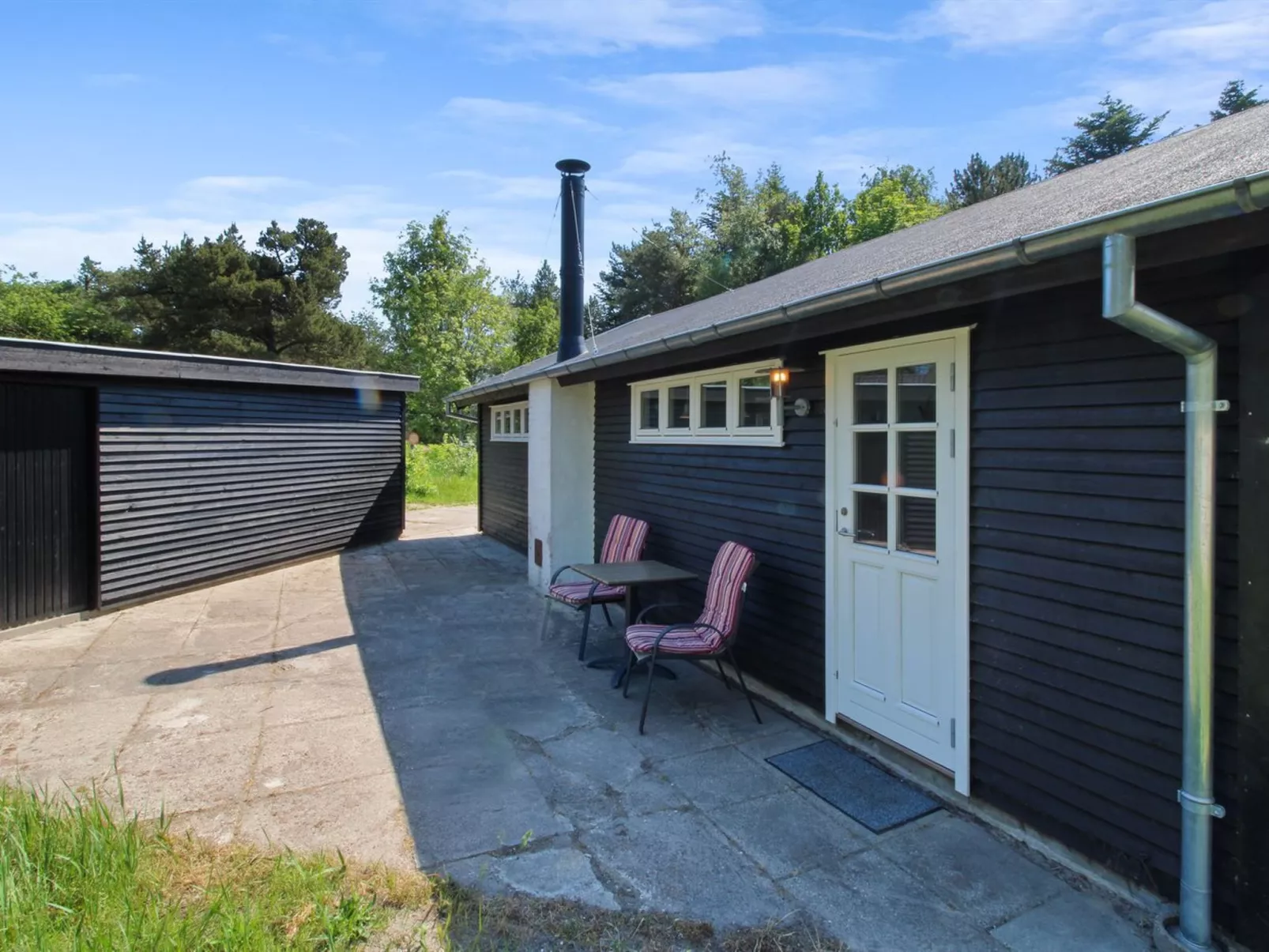 "Ingalise" - 500m from the sea - Buiten