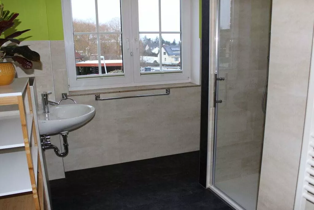 24422 - Badkamer