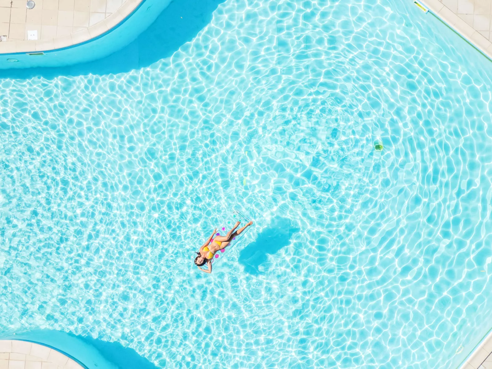 Delizioso Nausicae con piscina - Buiten