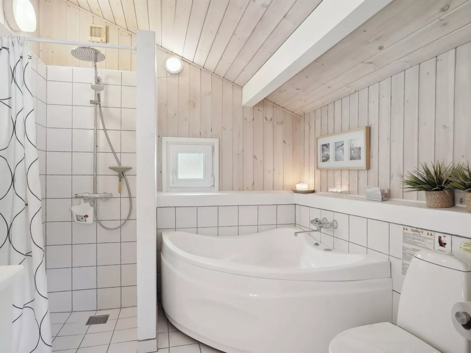 "Ilka" - 375m from the sea - Binnen