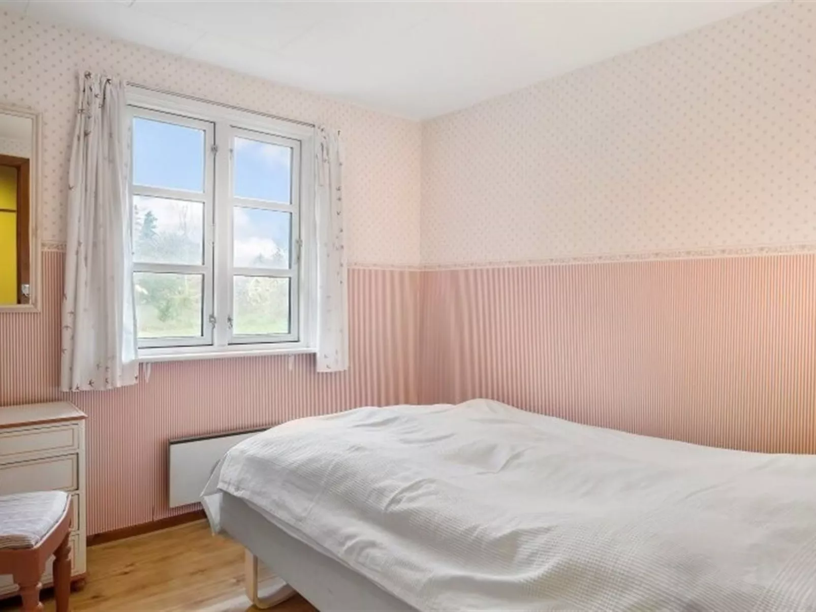 "Ingalise" - 500m from the sea - Binnen