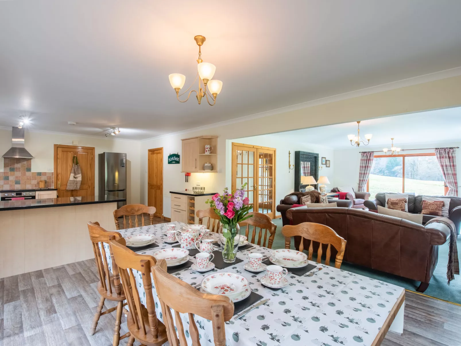 Glenmoriston Estate (2 cottages) - Binnen