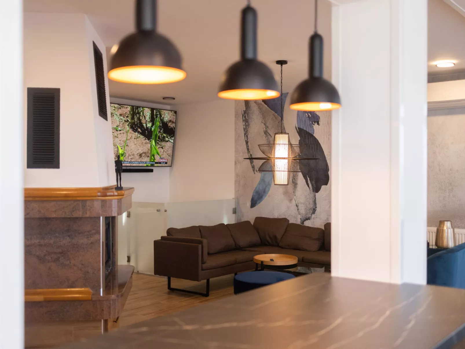 House King`s Hill - Binnen