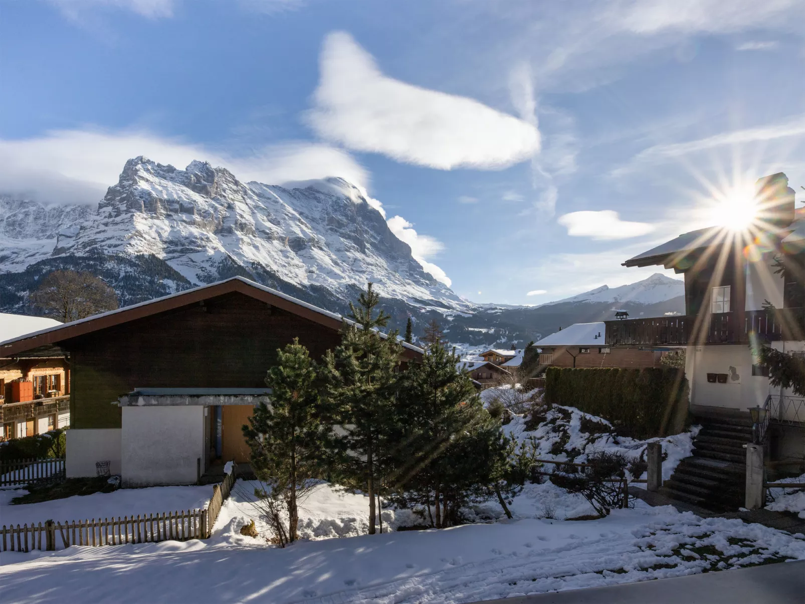 Chalet Bienli Mitte - Buiten