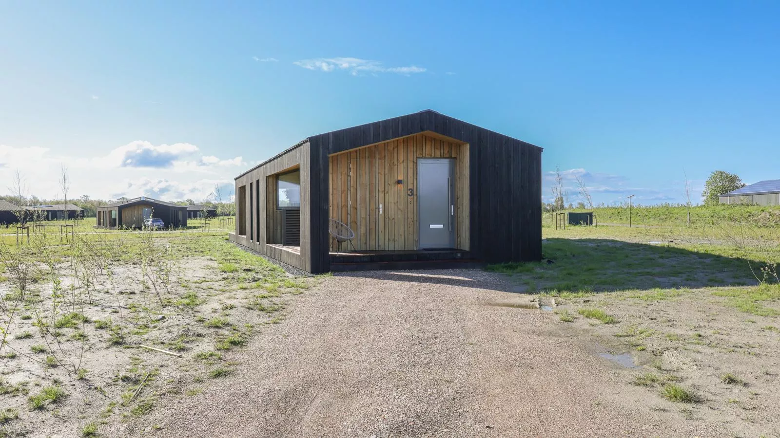 Natuurhuis Waterloop - Buitenkant zomer