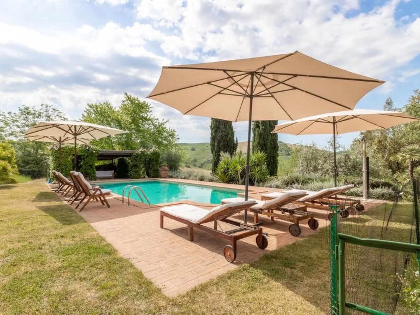 Villa La Picena - Buiten